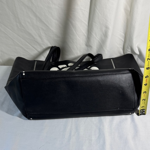 Vera Bradley Black and White Floral Tote - Picture 7 of 7